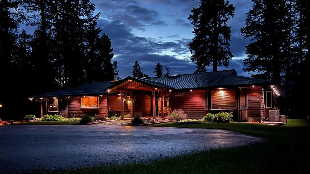 Permanent pot light effect on a Strathmore home